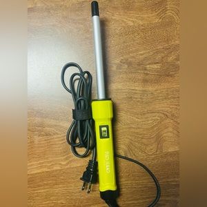 Bead Head skinny wand for tight curls!